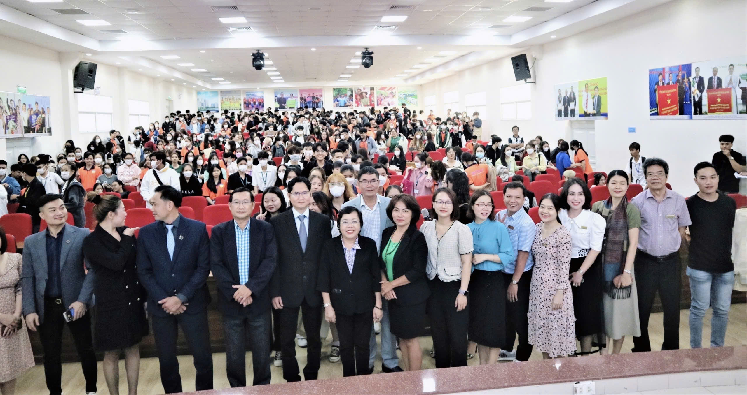 Đào tạo và Huấn luyện - 3